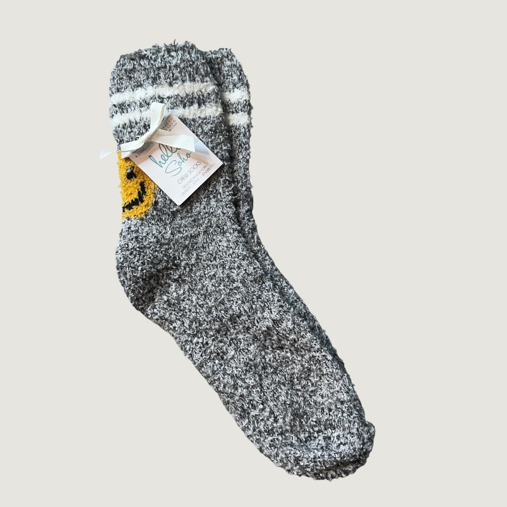 Hello Soho Crew Socks Womens 9-11 Grey Smiley Face Fuzzy Soft 1-Pack New